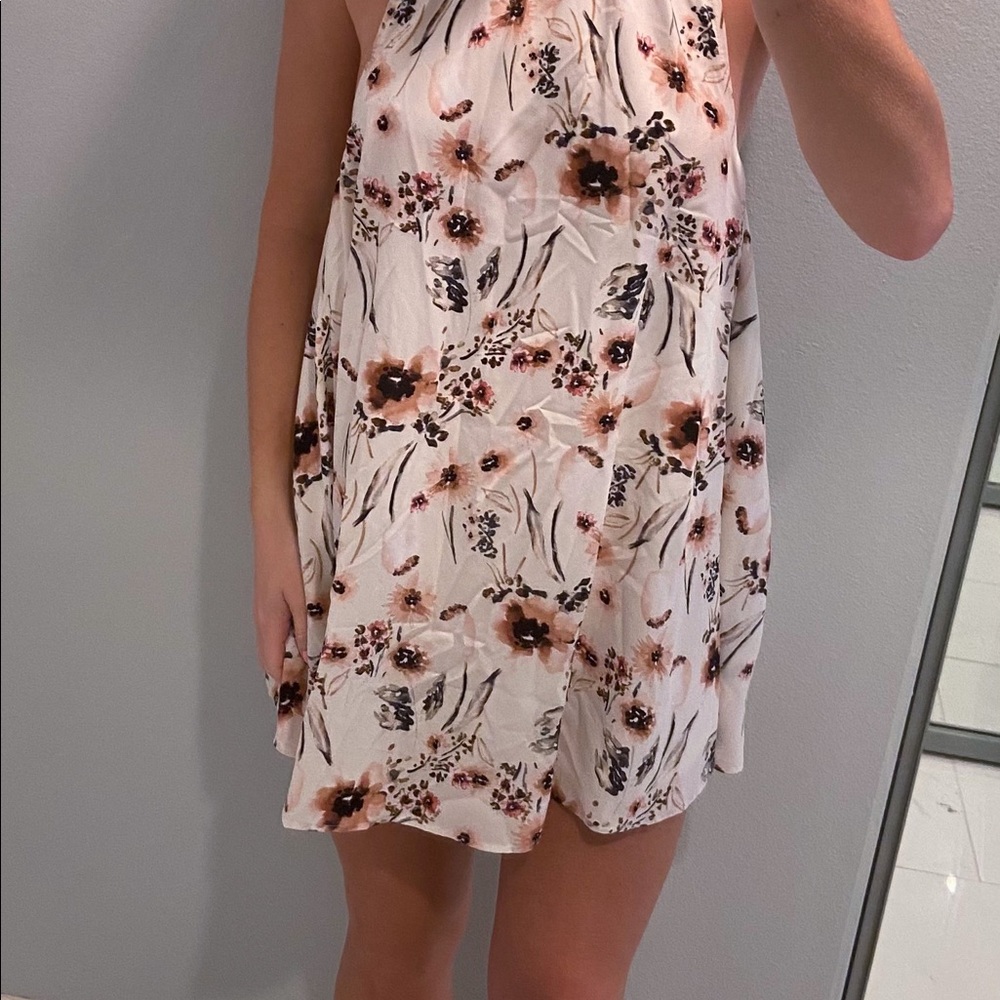 Xenia boutique pink/cream floral dress.